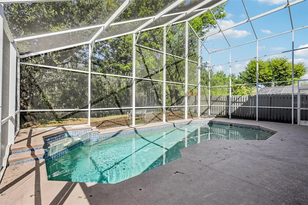 5086 Hook Hollow Circle Orlando FL 32837