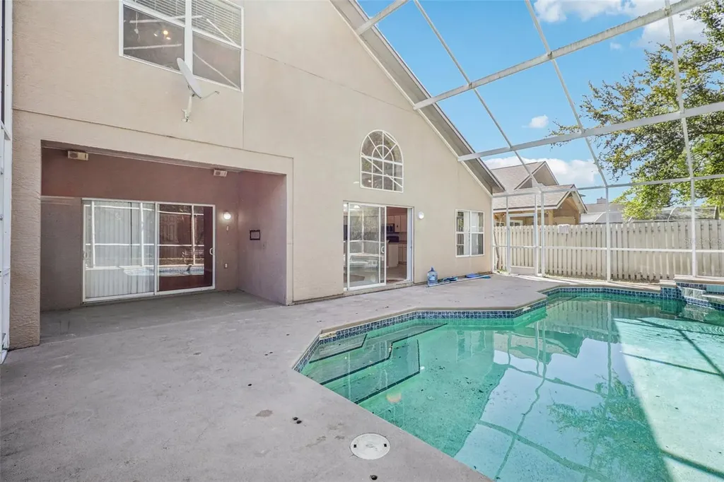 5086 Hook Hollow Circle Orlando FL 32837