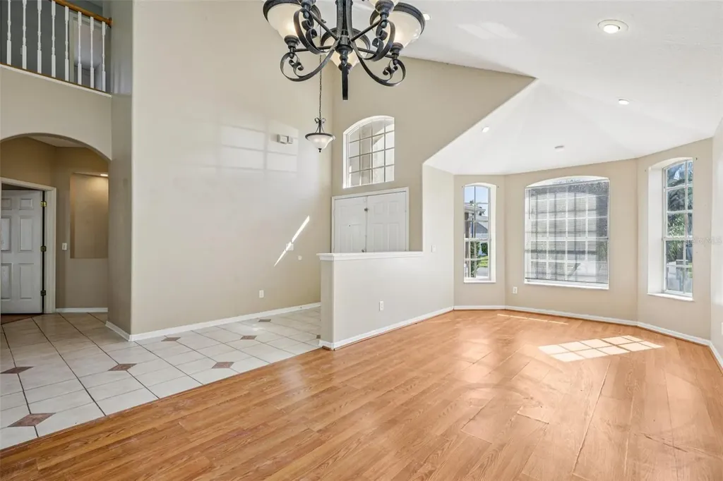 5086 Hook Hollow Circle Orlando FL 32837