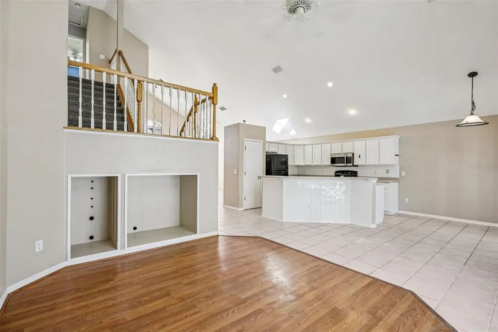 5086 Hook Hollow Circle Orlando FL 32837