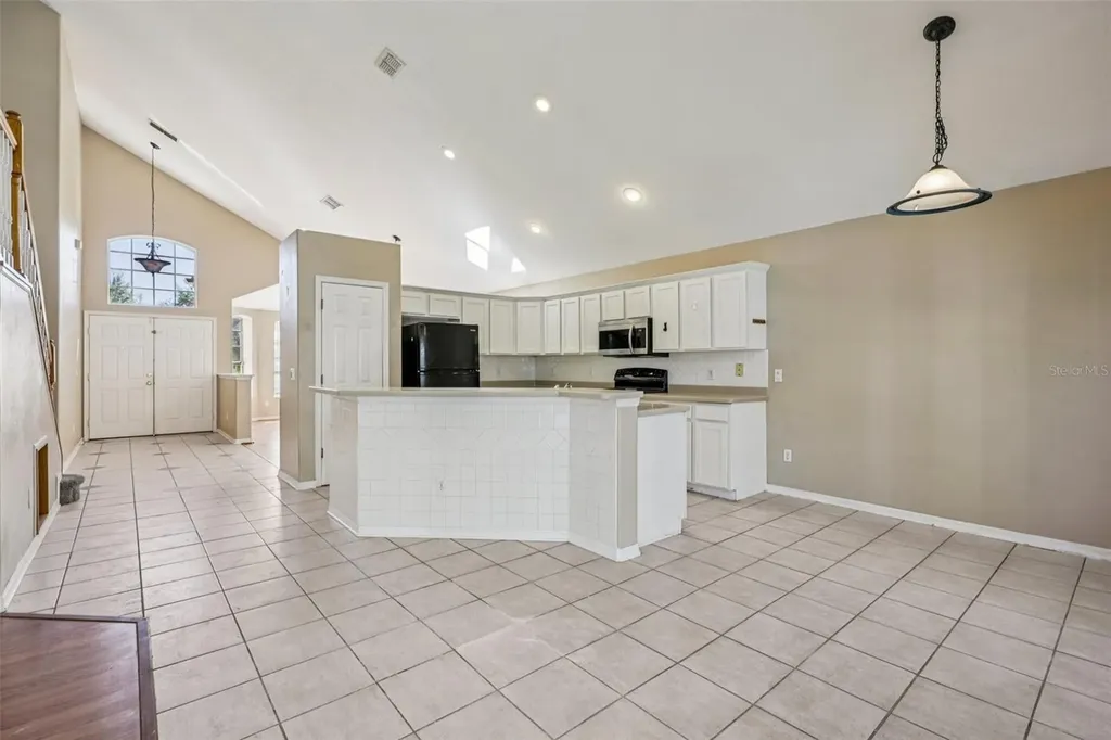 5086 Hook Hollow Circle Orlando FL 32837