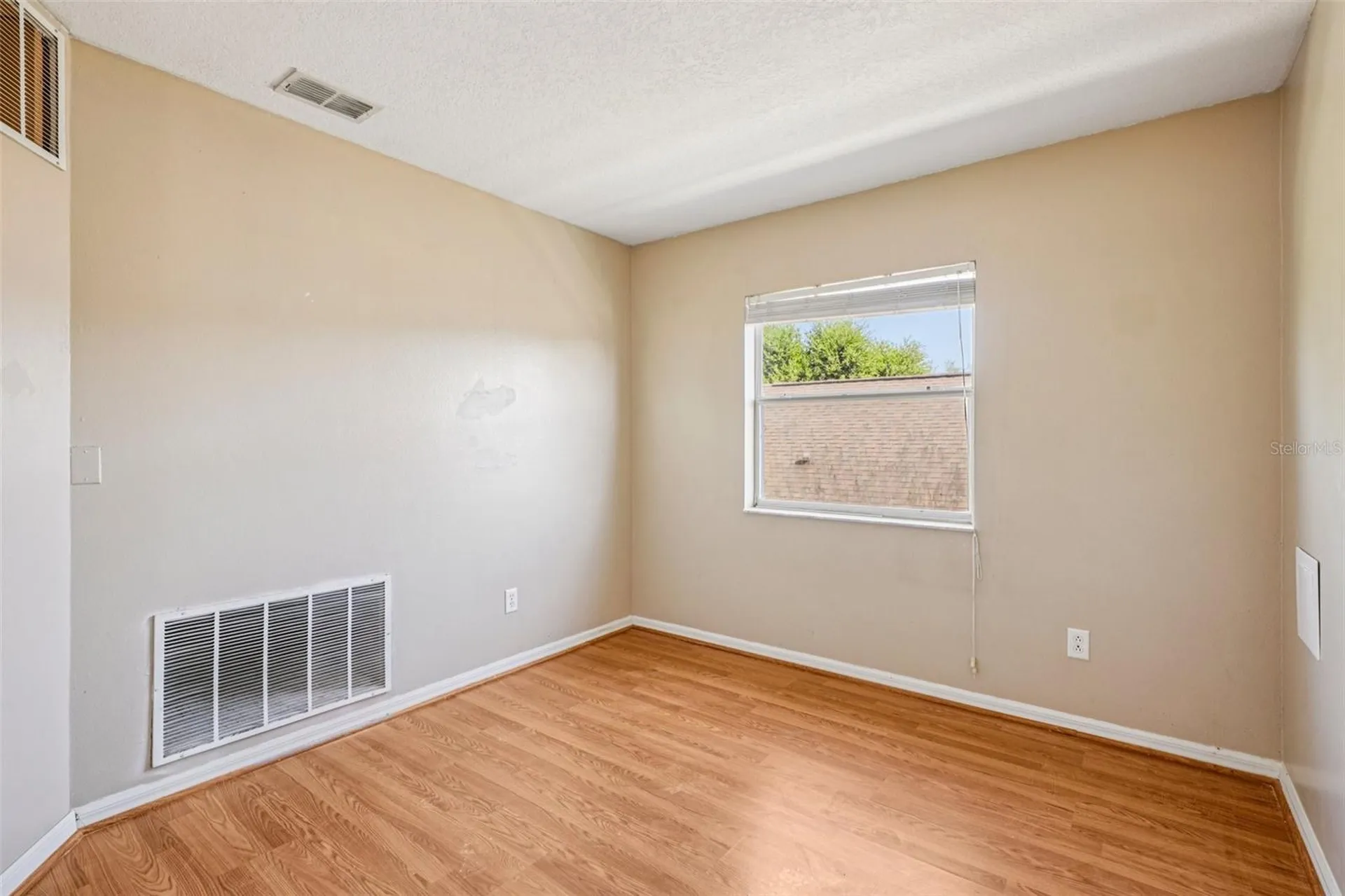 5086 Hook Hollow Circle Orlando FL 32837
