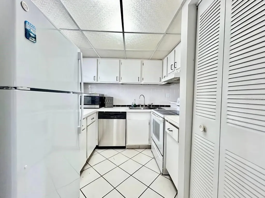 2625 State Road 590 Clearwater FL 33759