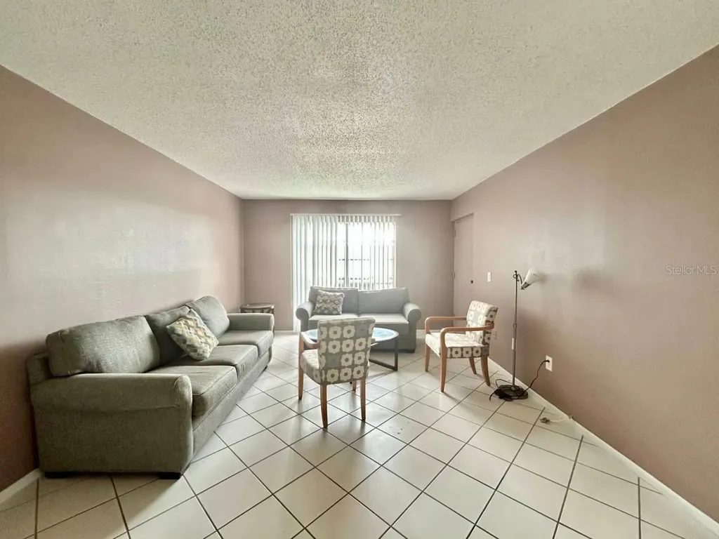 2625 State Road 590 Clearwater FL 33759