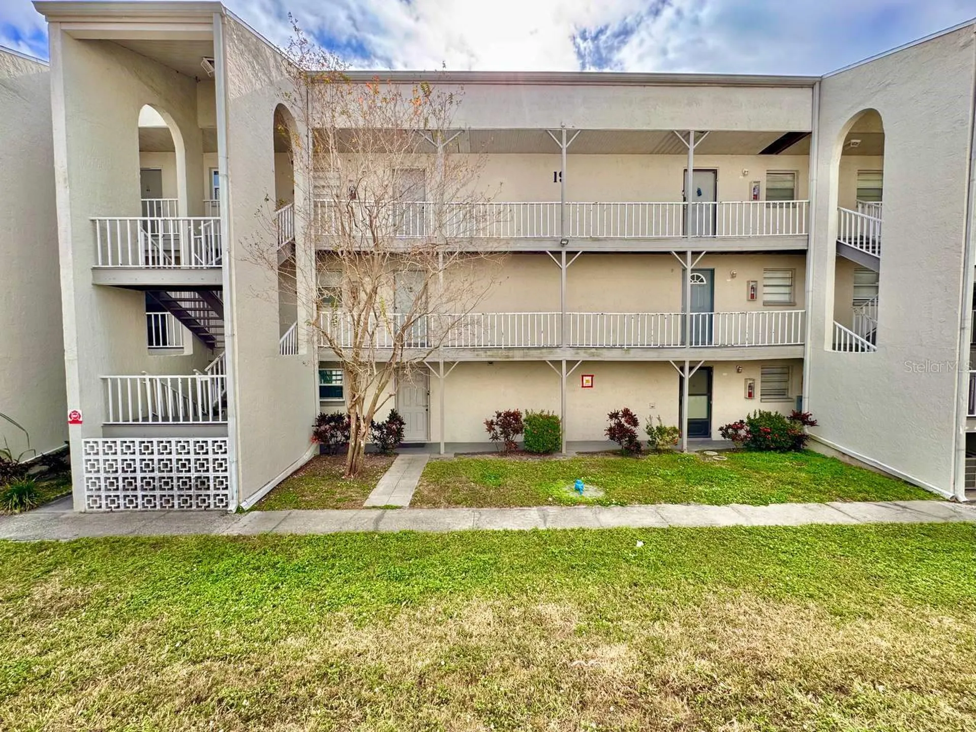 2625 State Road 590 Clearwater FL 33759