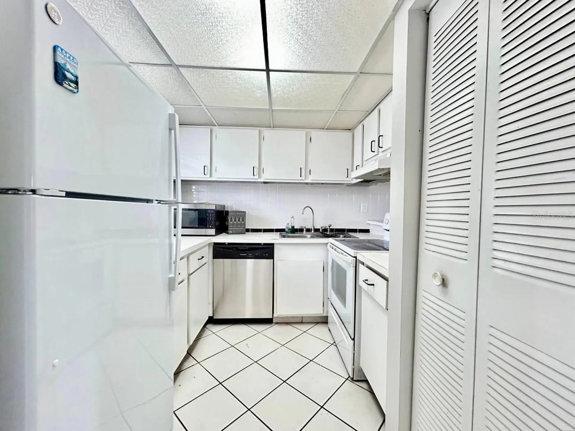 2625 State Road 590 Clearwater FL 33759