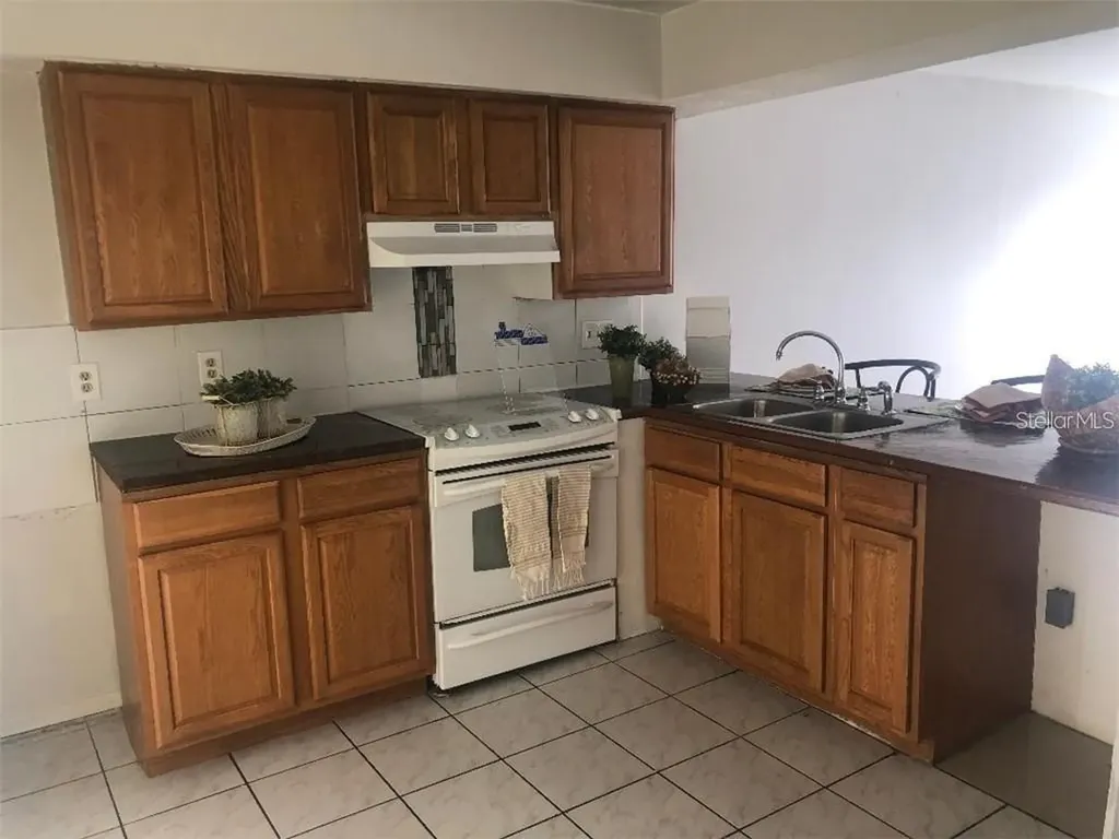 1896 Caralee Boulevard Orlando FL 32822