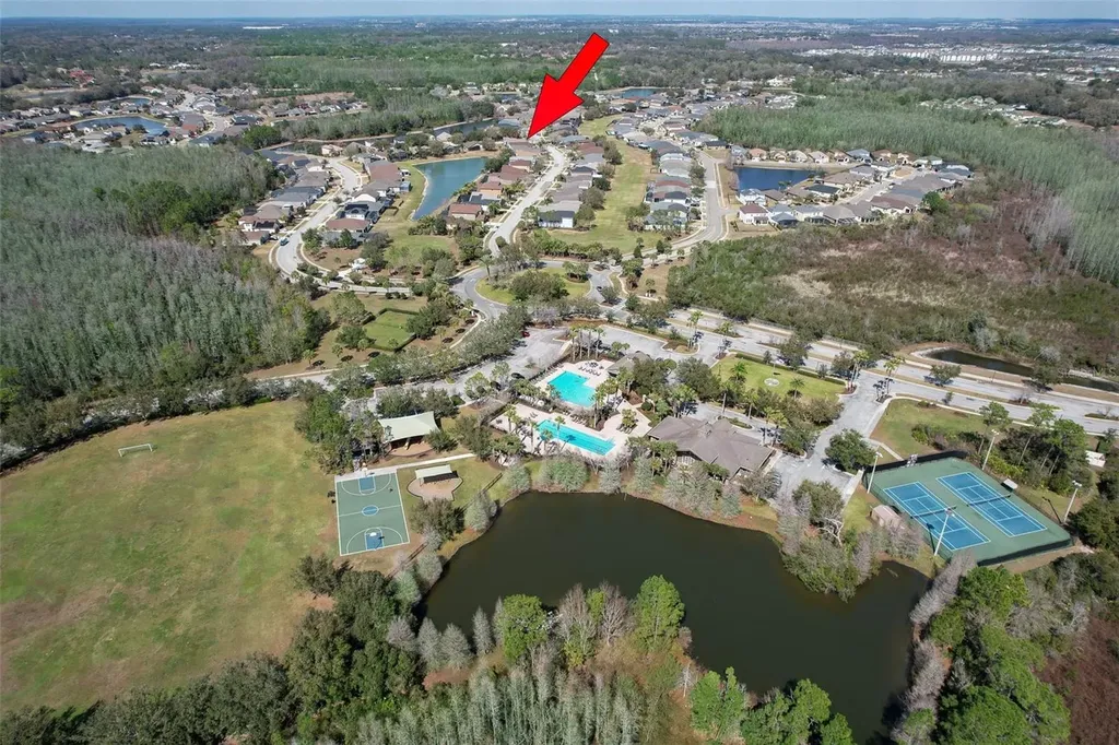 4639 Pointe O Woods Drive Wesley Chapel FL 33543