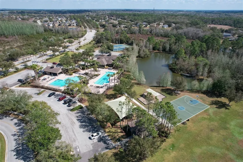 4639 Pointe O Woods Drive Wesley Chapel FL 33543