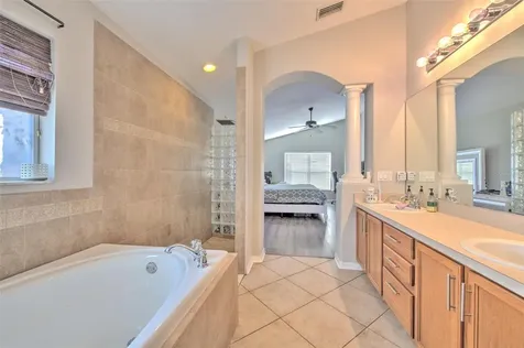 4639 Pointe O Woods Drive Wesley Chapel FL 33543