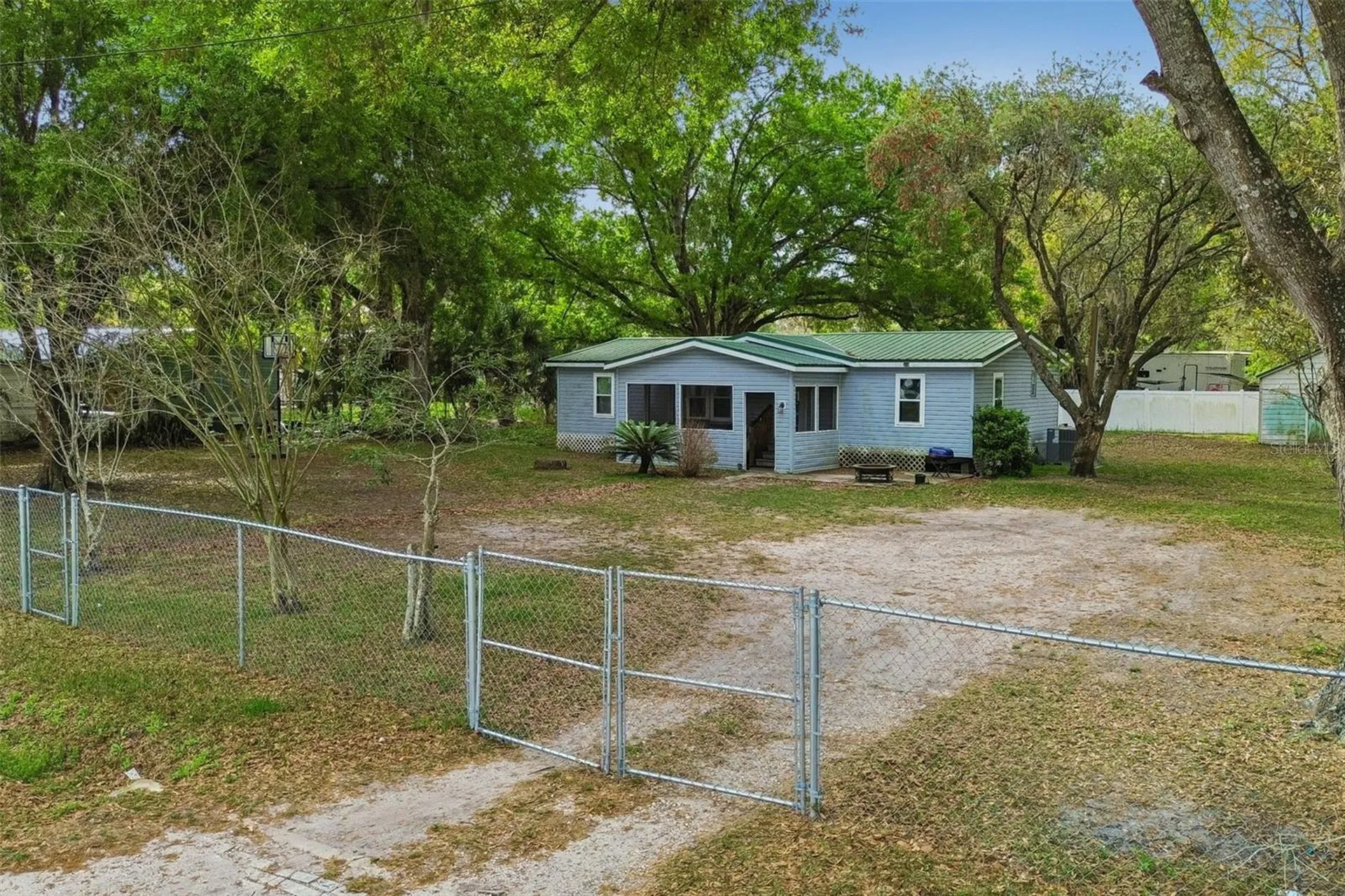 4505 Estate Drive Plant City FL 33567