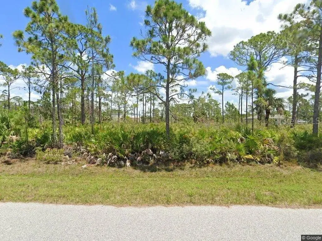 3074 El Salvador Road Port Charlotte FL 33981