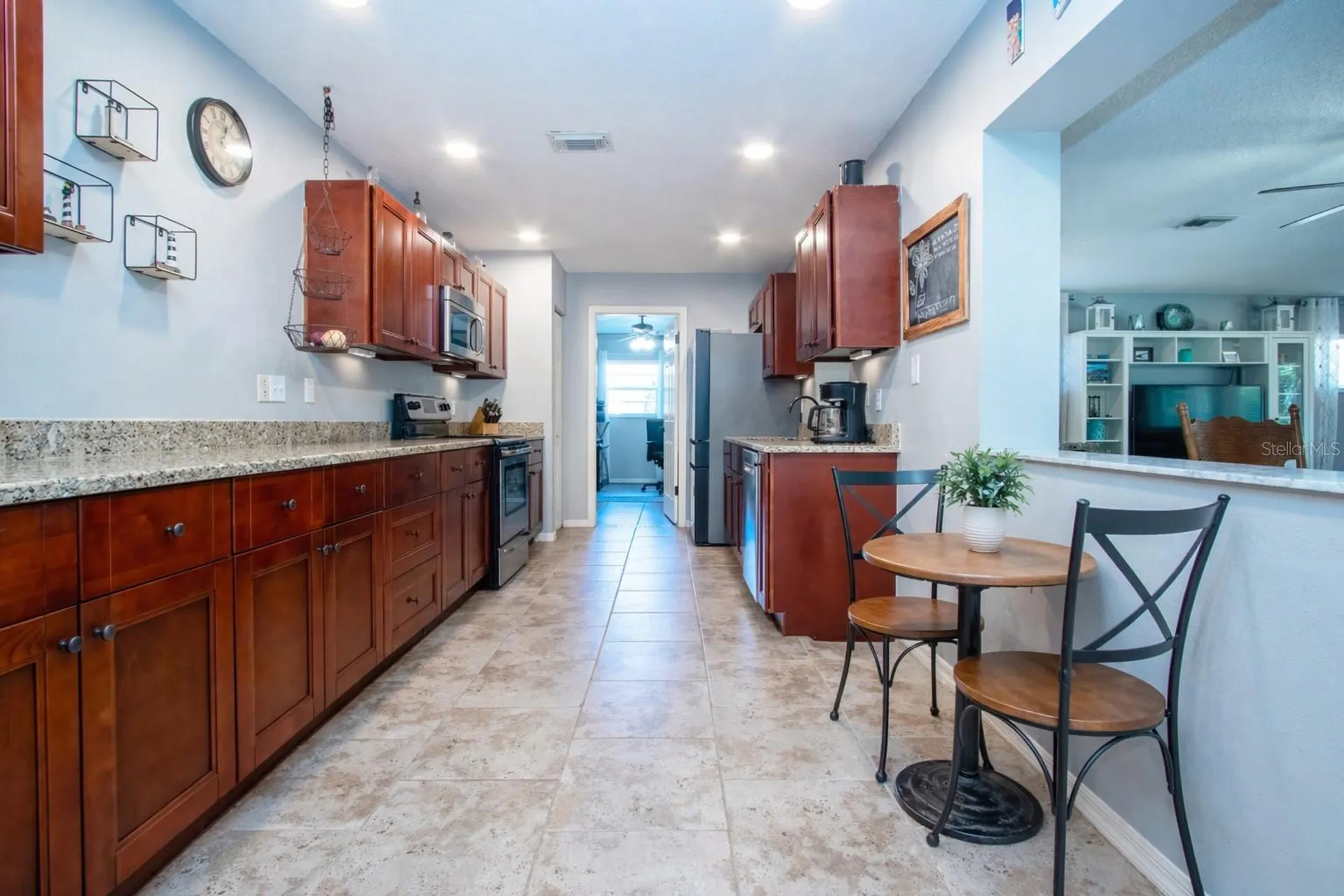 203 Amesbury Circle Sun City Center FL 33573