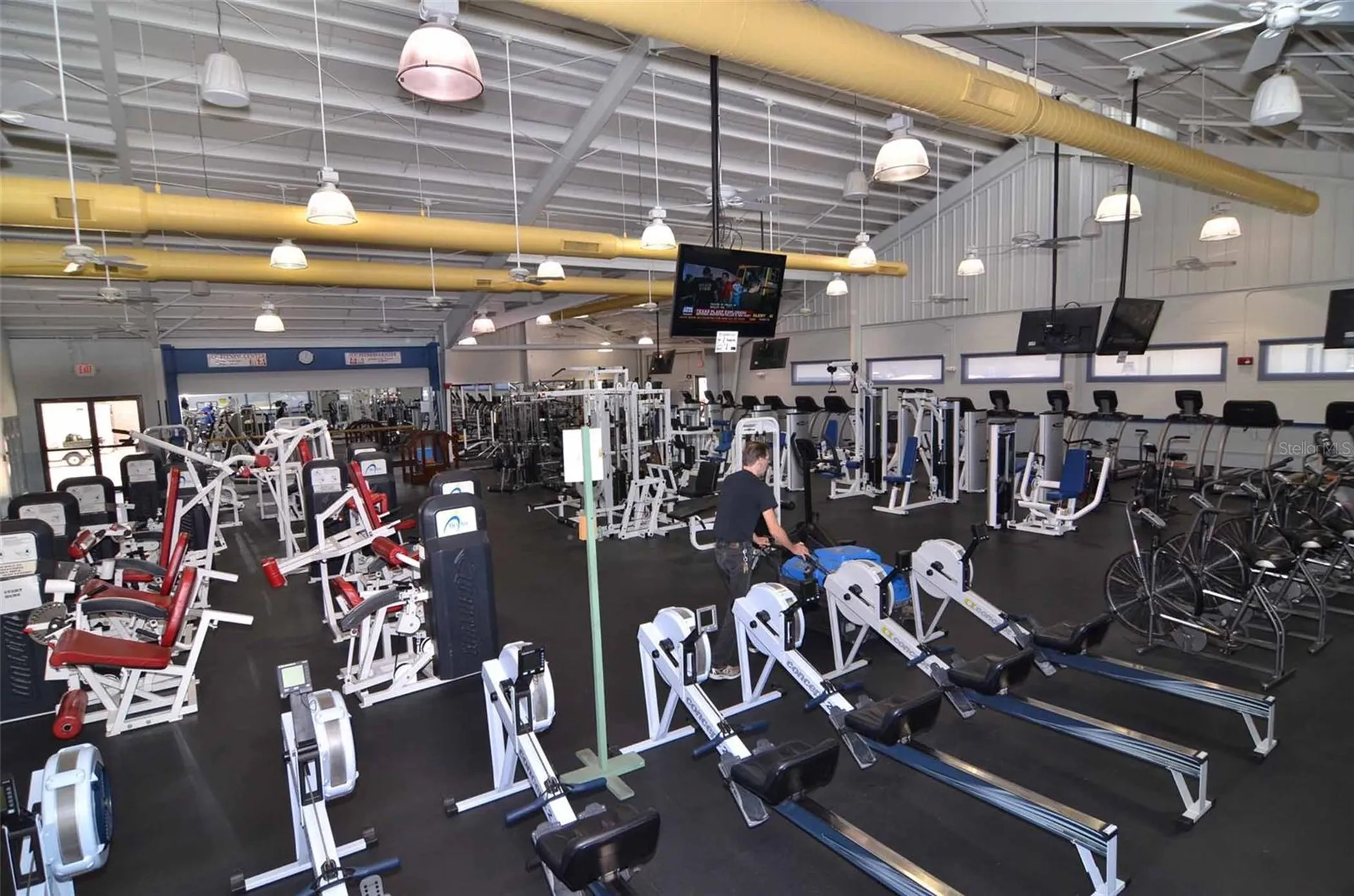 203 Amesbury Circle Sun City Center FL 33573