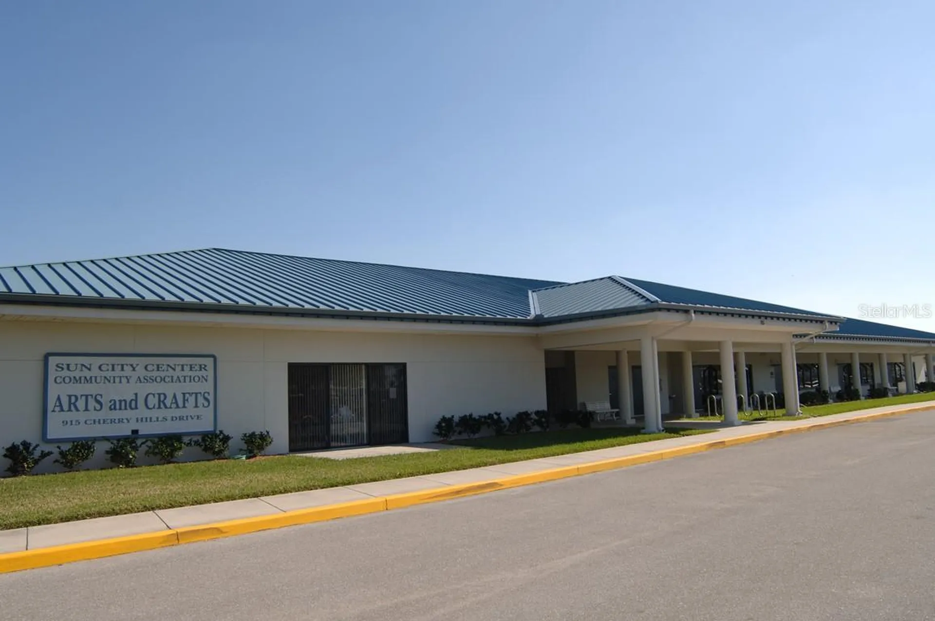 203 Amesbury Circle Sun City Center FL 33573