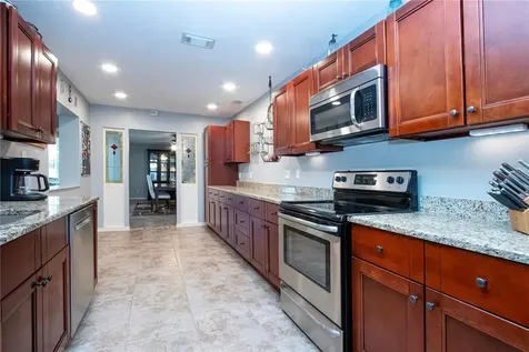203 Amesbury Circle Sun City Center FL 33573