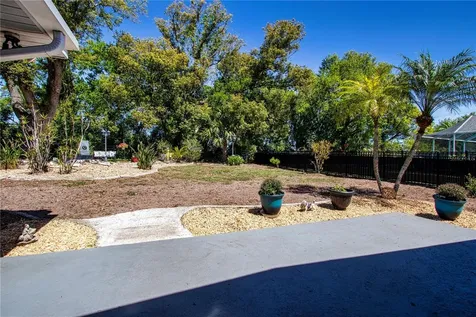 203 Amesbury Circle Sun City Center FL 33573