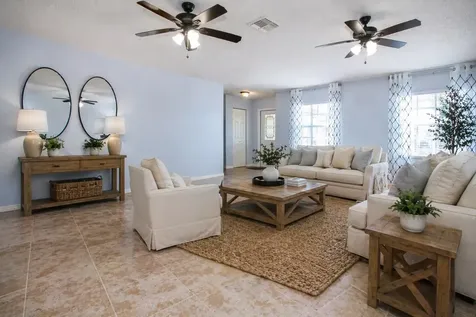 203 Amesbury Circle Sun City Center FL 33573