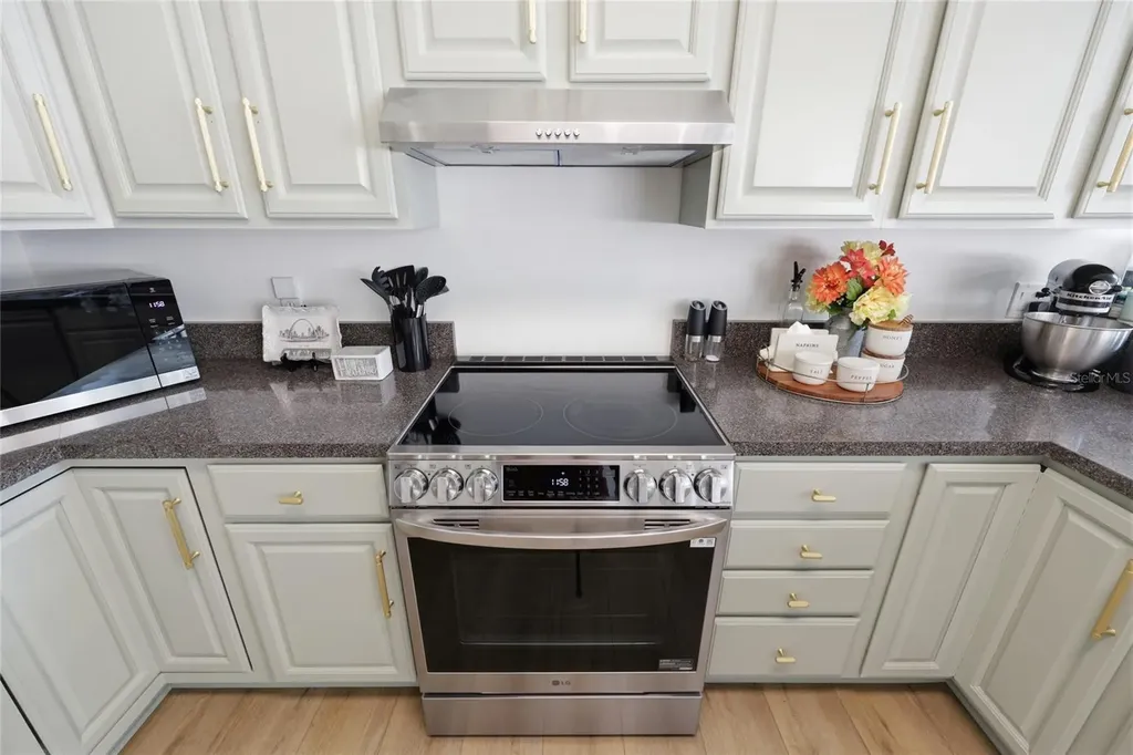10007 NW 24th Place Gainesville FL 32606