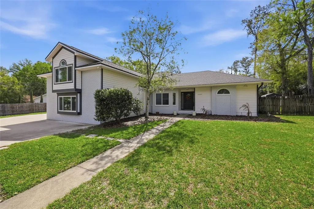 10007 NW 24th Place Gainesville FL 32606