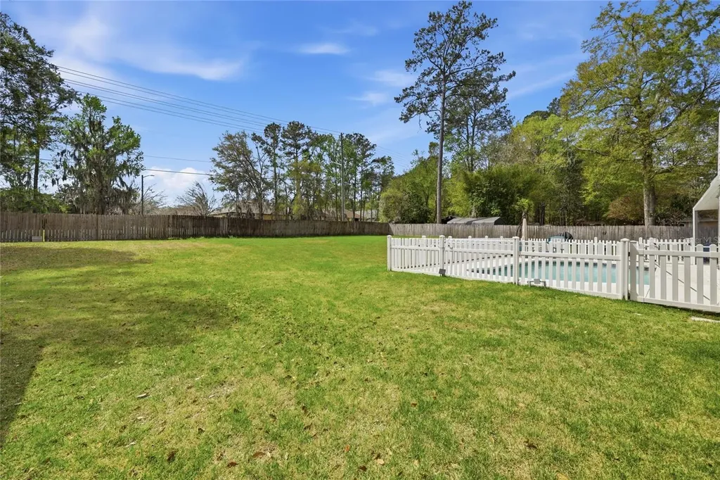 10007 NW 24th Place Gainesville FL 32606