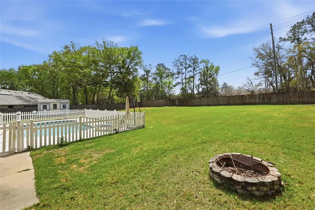 10007 NW 24th Place Gainesville FL 32606