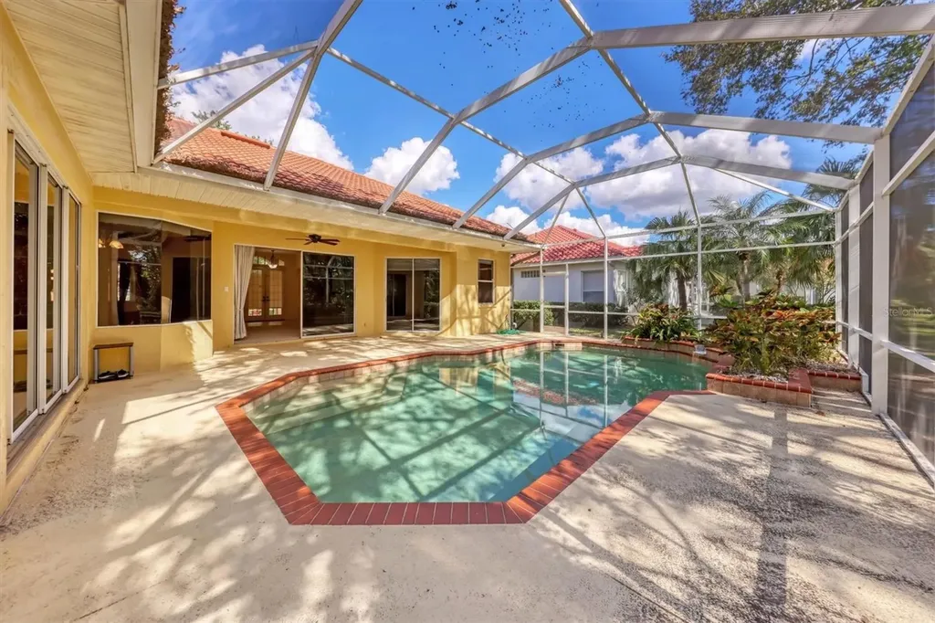 4920 Old Oakleaf Drive Sarasota FL 34233