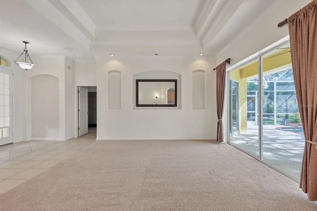 4920 Old Oakleaf Drive Sarasota FL 34233