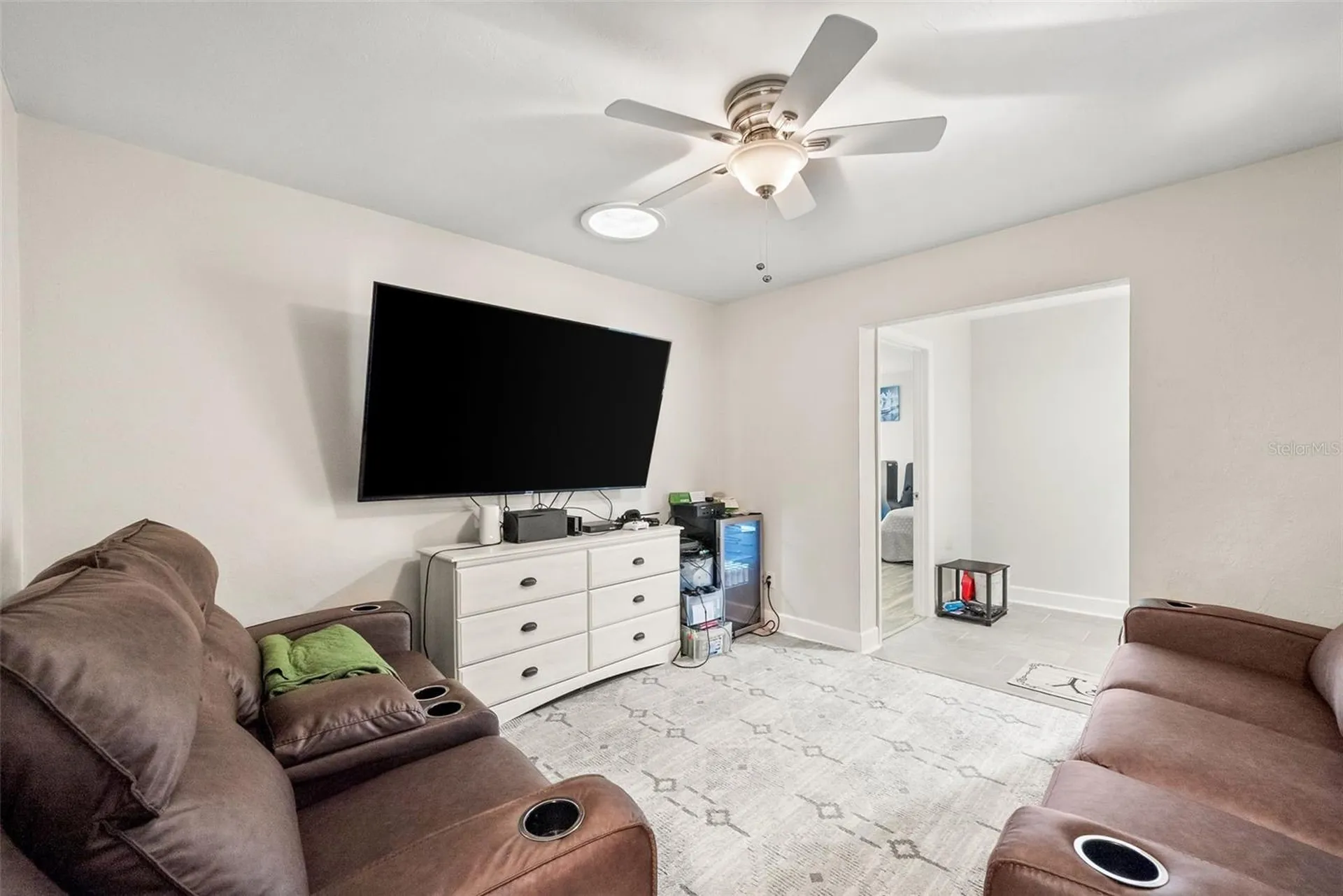 945 SW 82nd Terrace Gainesville FL 32607