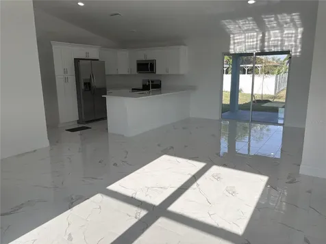 2922 NE 1st Avenue Cape Coral FL 33909
