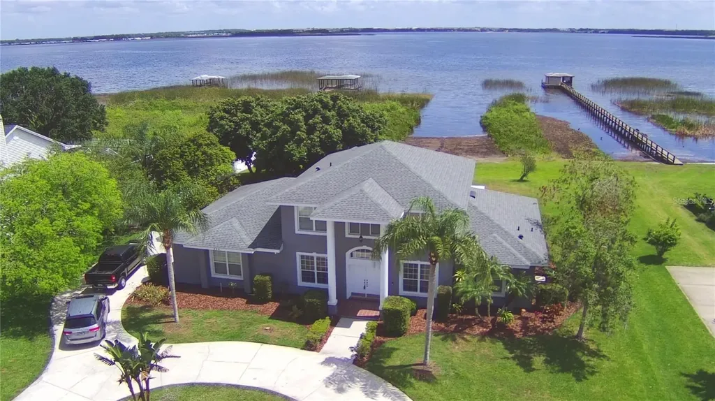 329 Hamilton Shores Drive NE Winter Haven FL 33881