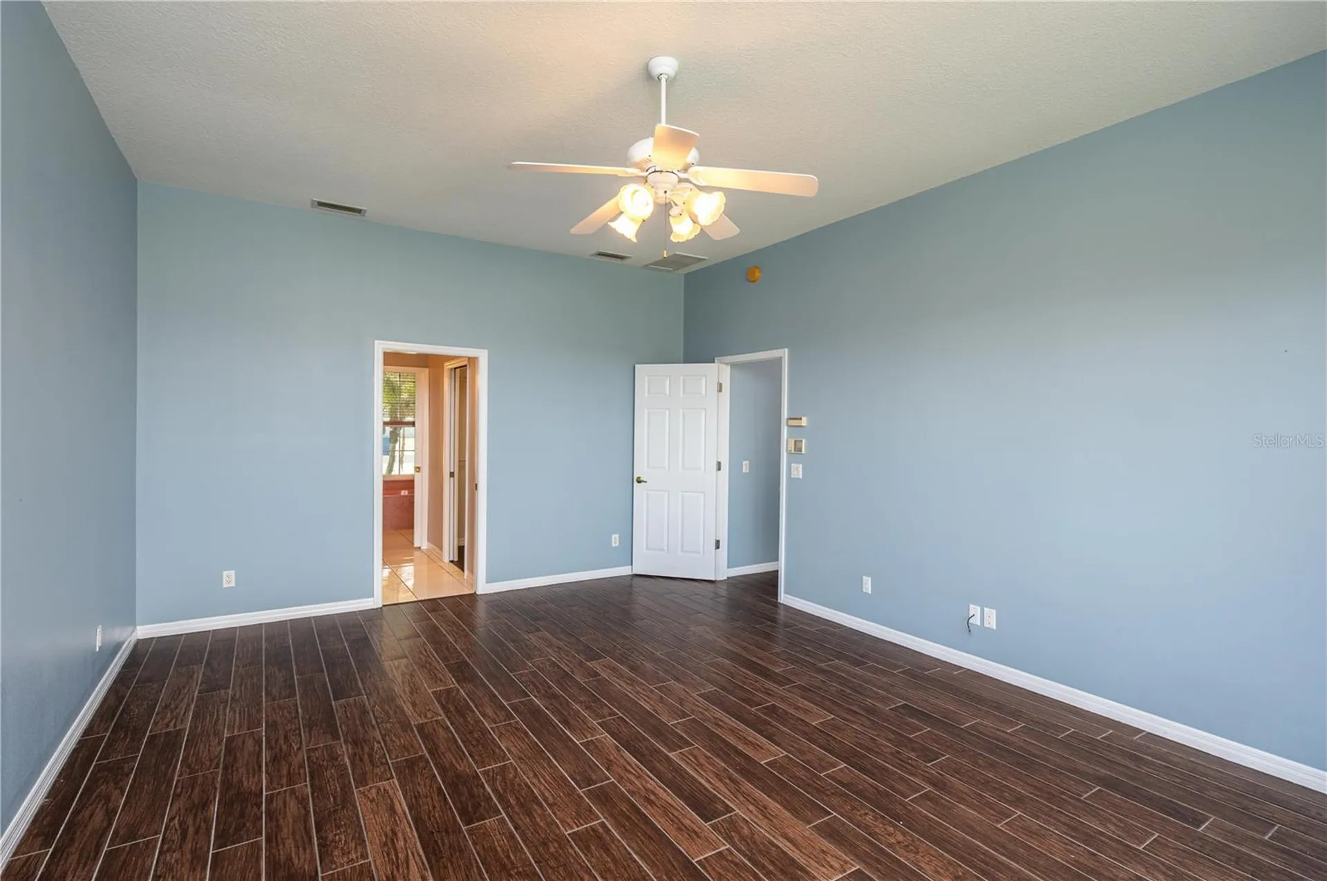 329 Hamilton Shores Drive NE Winter Haven FL 33881