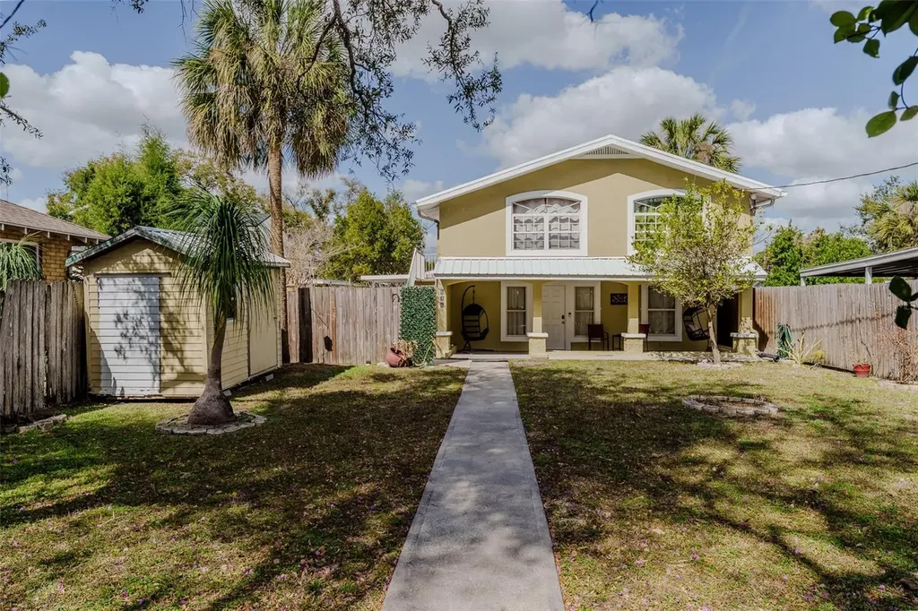 203 W Crest Avenue Tampa FL 33603