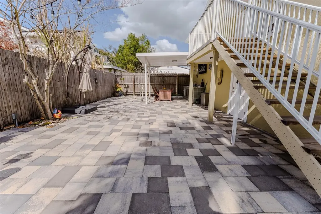 203 W Crest Avenue Tampa FL 33603