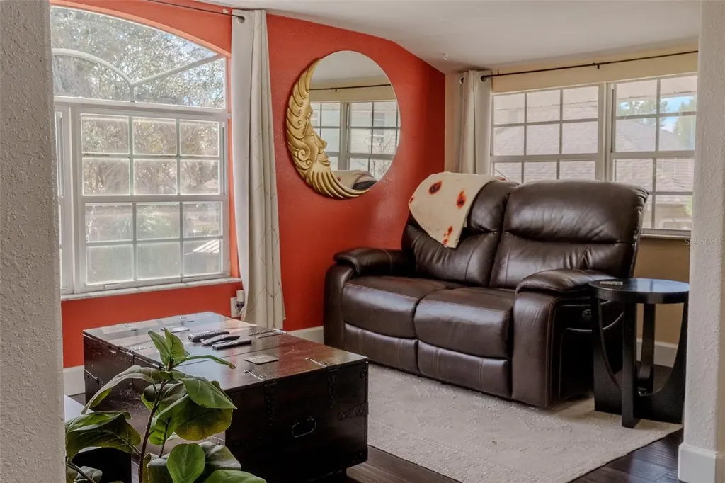 203 W Crest Avenue Tampa FL 33603