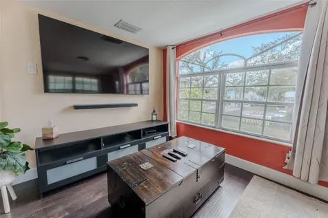 203 W Crest Avenue Tampa FL 33603