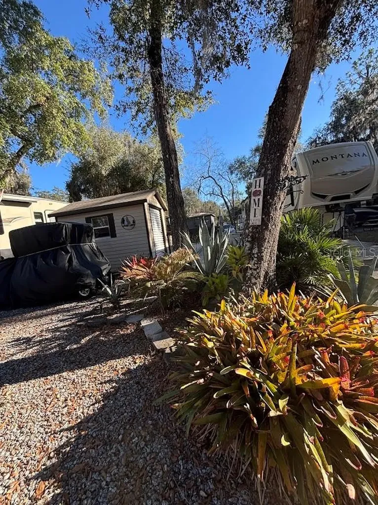 25142 NE 143rd Place Fort Mc Coy FL 32134