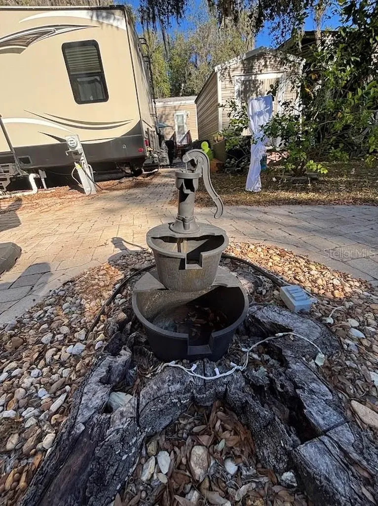 25142 NE 143rd Place Fort Mc Coy FL 32134