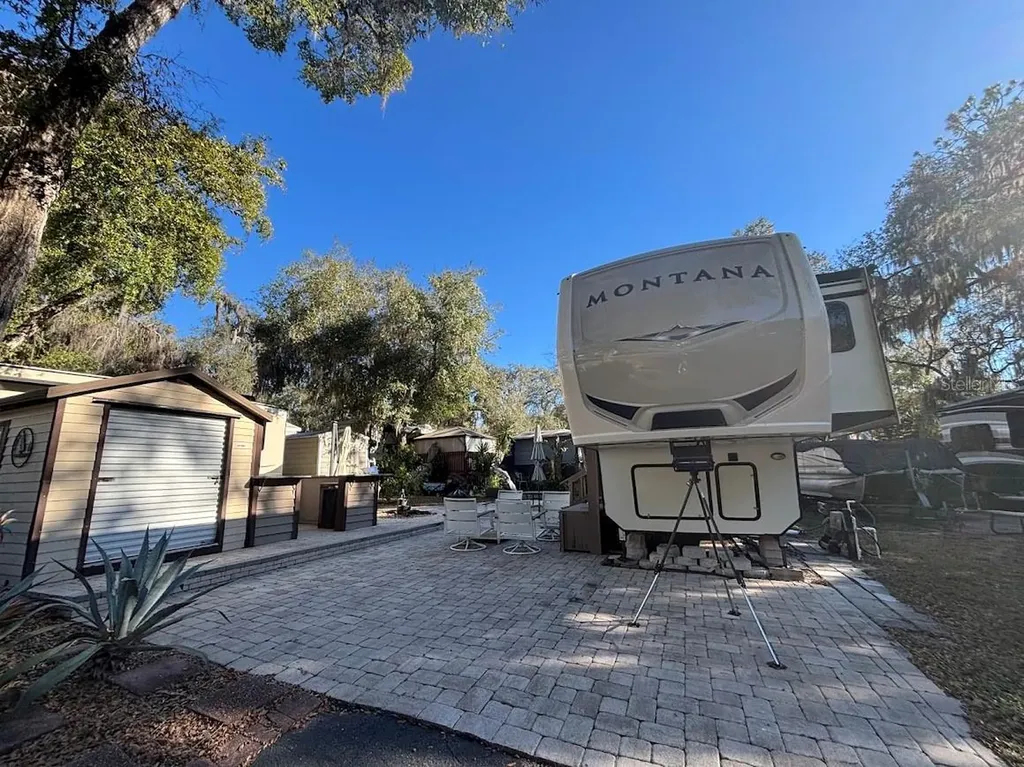 25142 NE 143rd Place Fort Mc Coy FL 32134