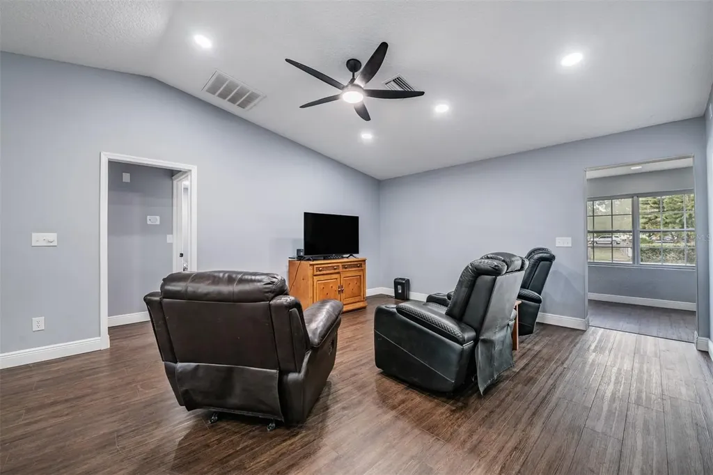 2125 Lanier Road Plant City FL 33565