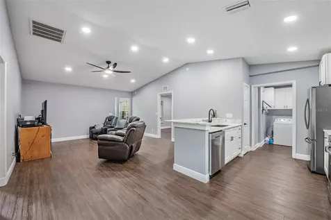 2125 Lanier Road Plant City FL 33565