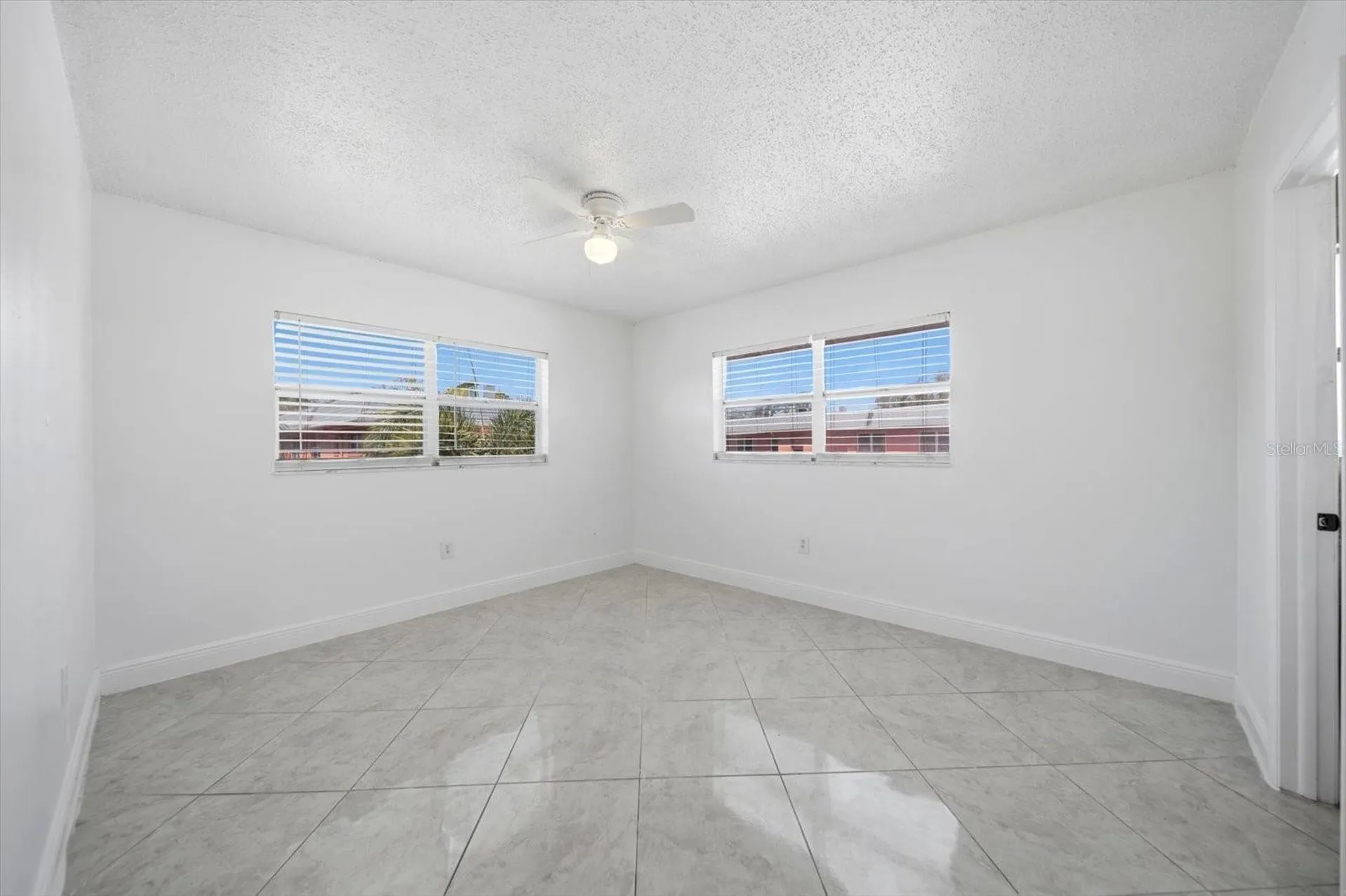 262 SW Monroe Circle N St Petersburg FL 33703