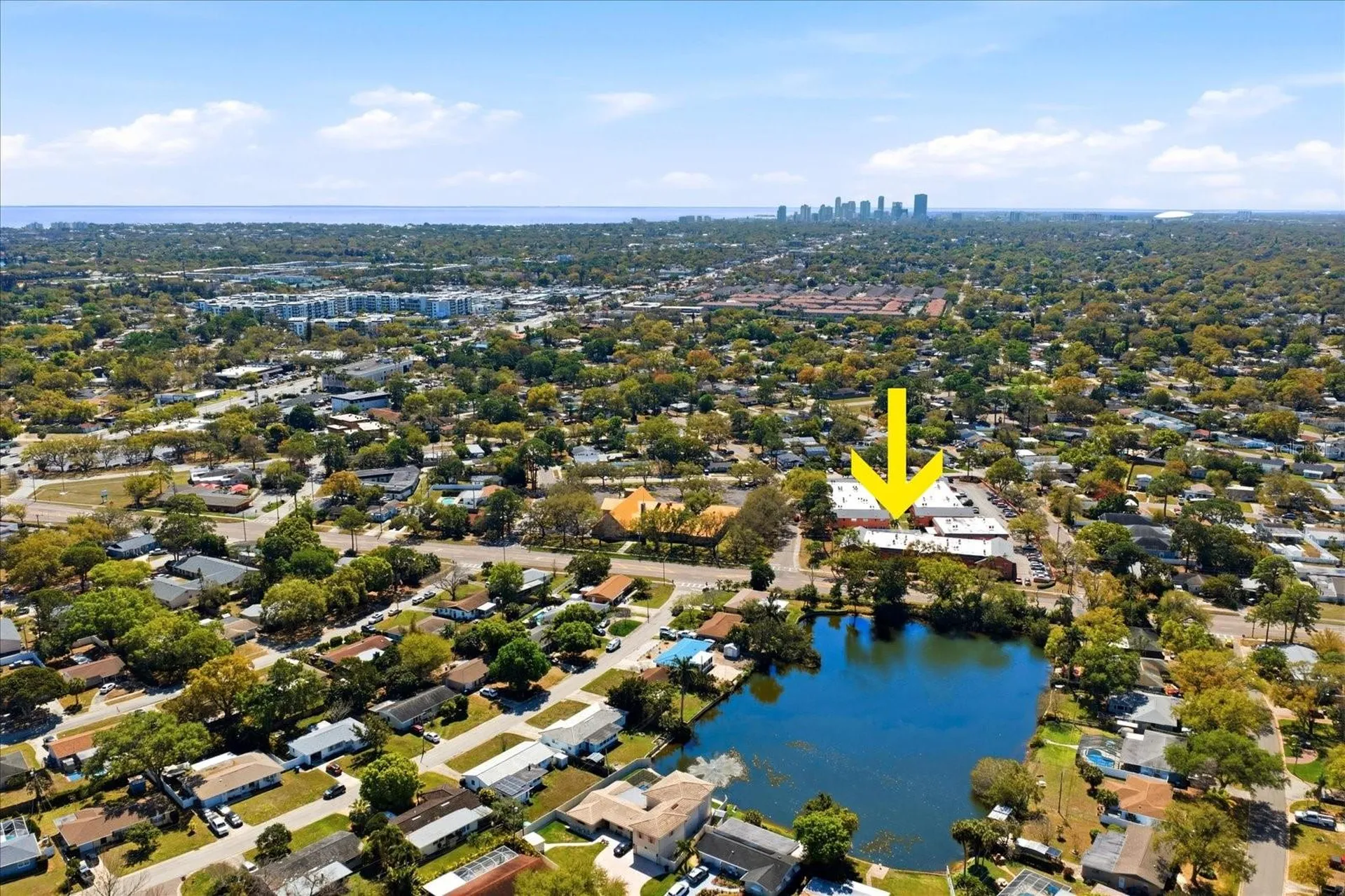 262 SW Monroe Circle N St Petersburg FL 33703