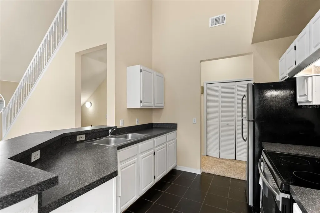 6021 Westgate Drive Orlando FL 32835