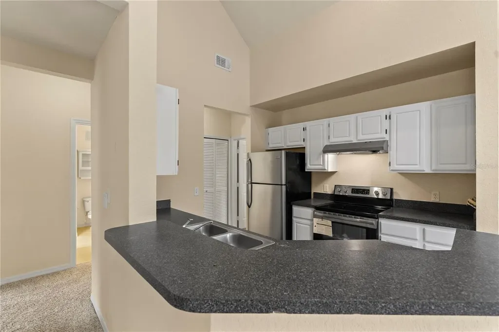 6021 Westgate Drive Orlando FL 32835