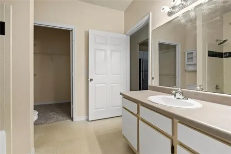 6021 Westgate Drive Orlando FL 32835