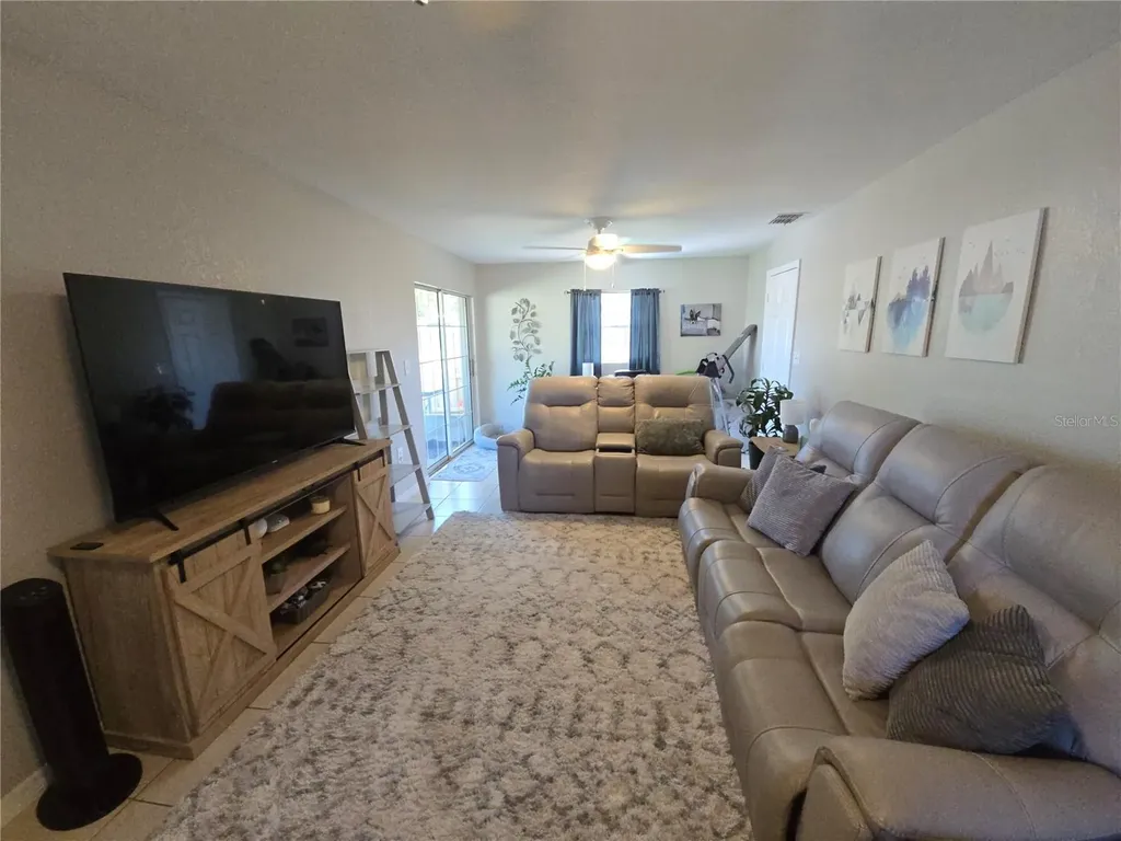 1411 29th Street W Bradenton FL 34205