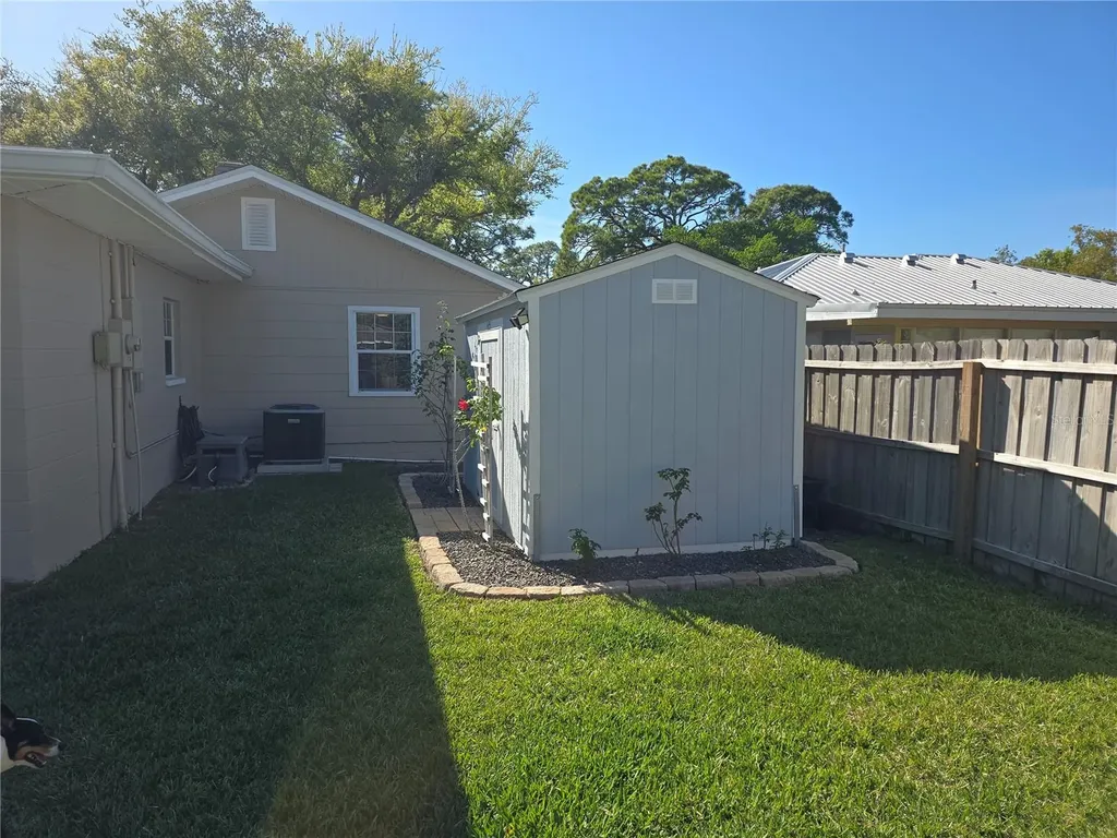1411 29th Street W Bradenton FL 34205