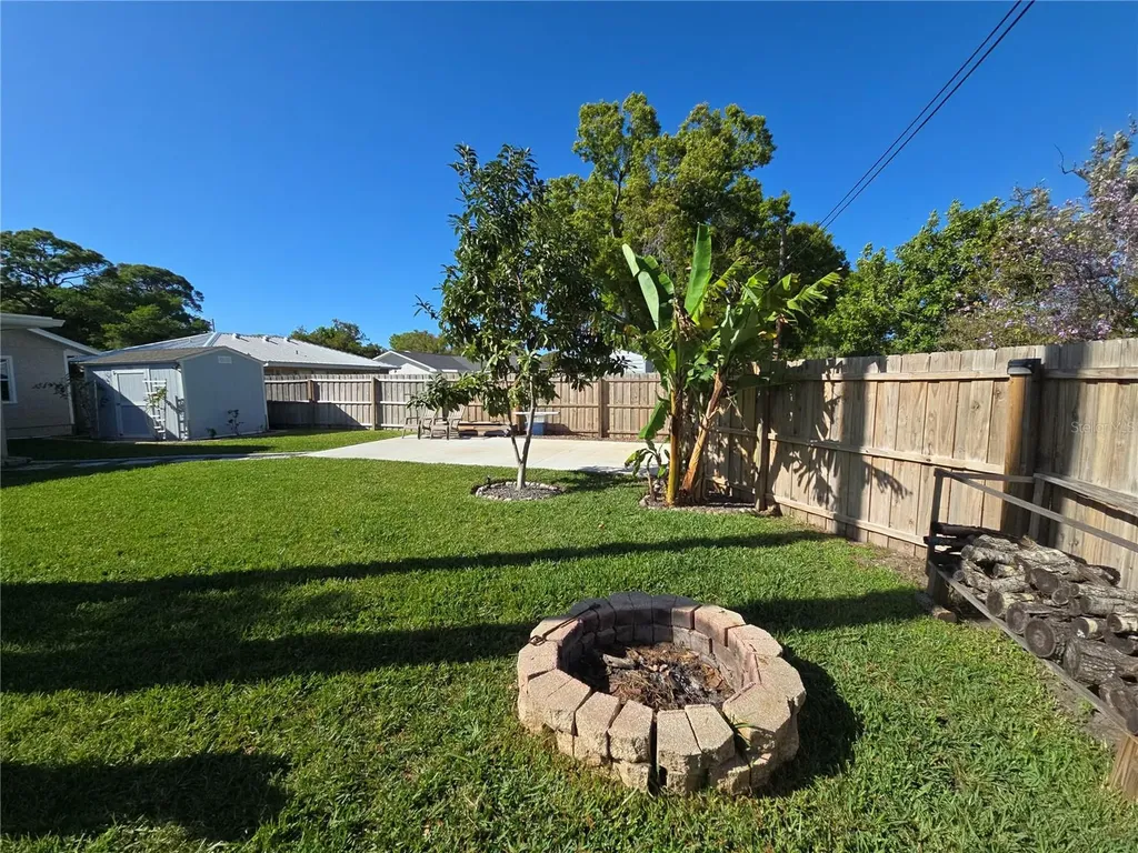 1411 29th Street W Bradenton FL 34205