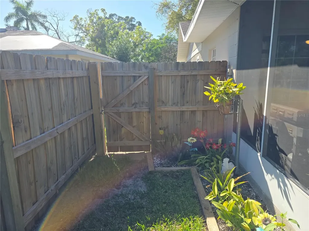 1411 29th Street W Bradenton FL 34205